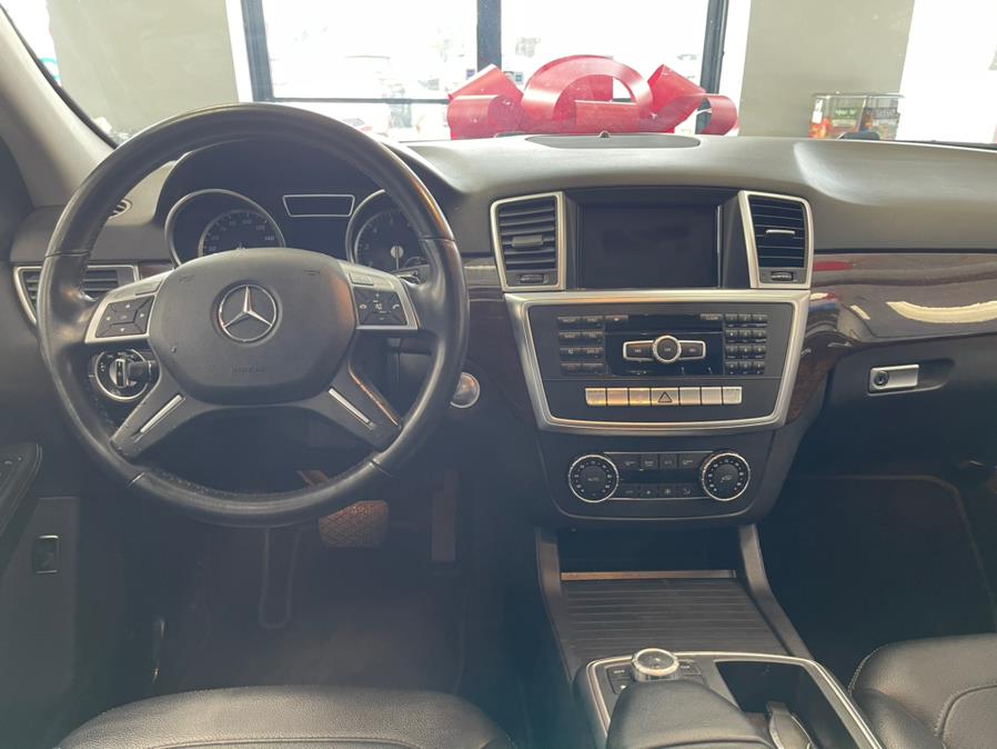 Used Mercedes-Benz M-Class RWD 4dr ML 350 2013 | 5 Towns Drive. Inwood, New York Used Mercedes-Benz M-Class RWD 4dr ML 350 2013 | 5 Towns Drive. Inwood, New York