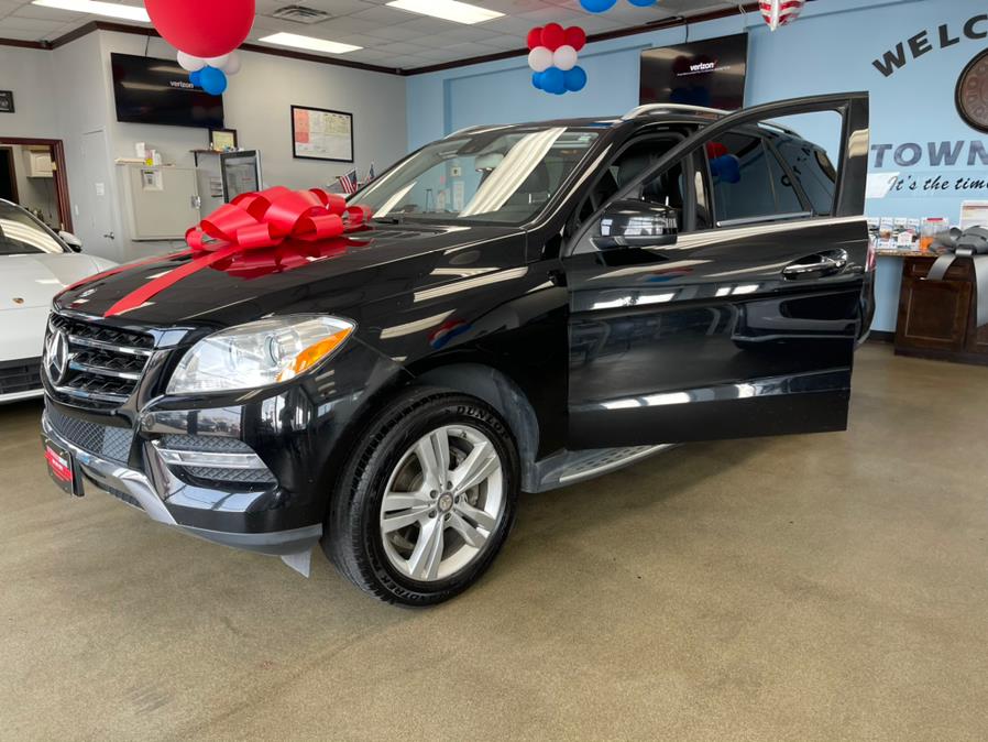 Used Mercedes-Benz M-Class RWD 4dr ML 350 2013 | 5 Towns Drive. Inwood, New York Used Mercedes-Benz M-Class RWD 4dr ML 350 2013 | 5 Towns Drive. Inwood, New York