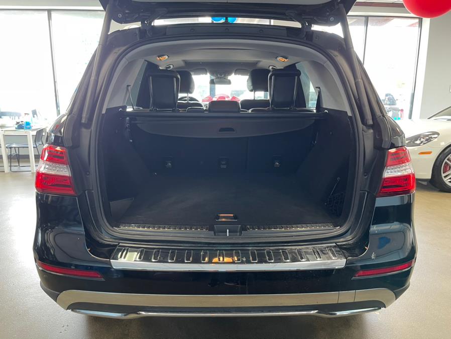 Used Mercedes-Benz M-Class RWD 4dr ML 350 2013 | 5 Towns Drive. Inwood, New York Used Mercedes-Benz M-Class RWD 4dr ML 350 2013 | 5 Towns Drive. Inwood, New York