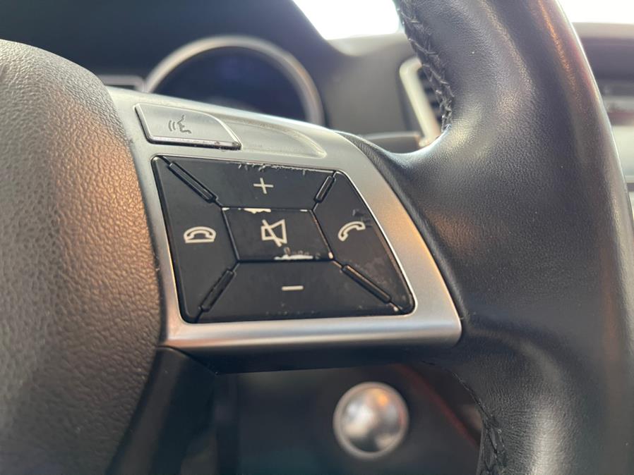 Used Mercedes-Benz M-Class RWD 4dr ML 350 2013 | 5 Towns Drive. Inwood, New York Used Mercedes-Benz M-Class RWD 4dr ML 350 2013 | 5 Towns Drive. Inwood, New York