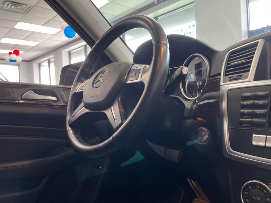 Used Mercedes-Benz M-Class RWD 4dr ML 350 2013 | 5 Towns Drive. Inwood, New York Used Mercedes-Benz M-Class RWD 4dr ML 350 2013 | 5 Towns Drive. Inwood, New York