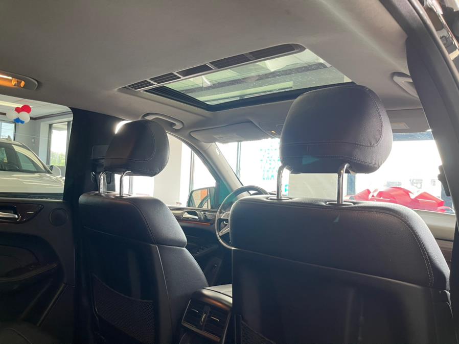 Used Mercedes-Benz M-Class RWD 4dr ML 350 2013 | 5 Towns Drive. Inwood, New York Used Mercedes-Benz M-Class RWD 4dr ML 350 2013 | 5 Towns Drive. Inwood, New York