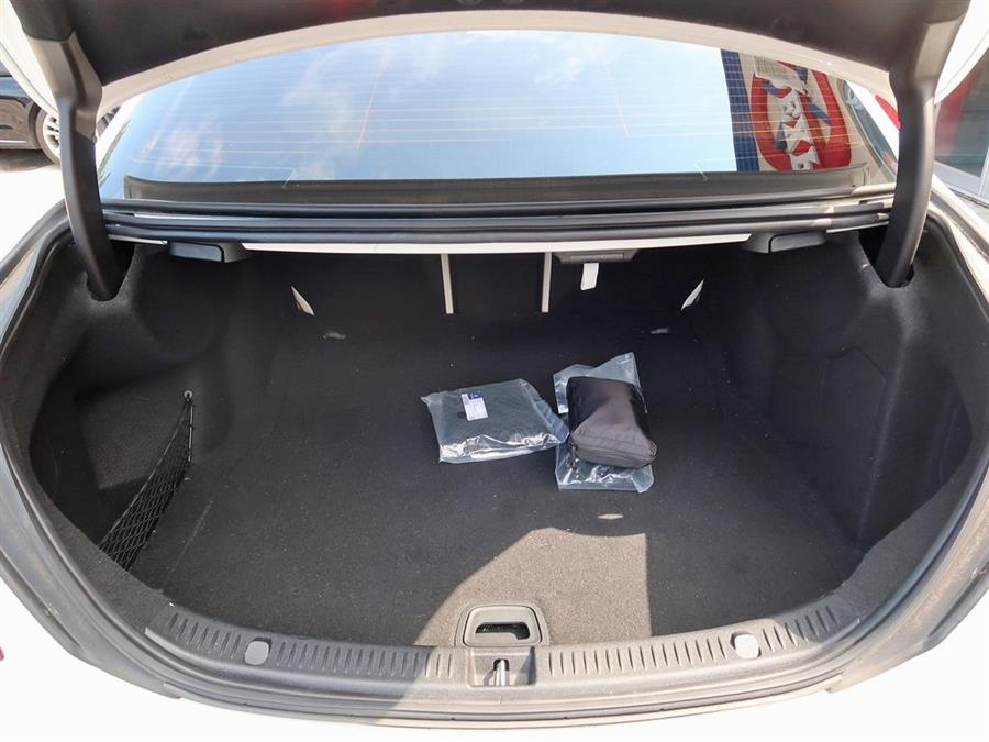 Used Mercedes-benz E-class E 300 2018 | Auto Expo Ent Inc.. Great Neck, New York Used Mercedes-benz E-class E 300 2018 | Auto Expo Ent Inc.. Great Neck, New York