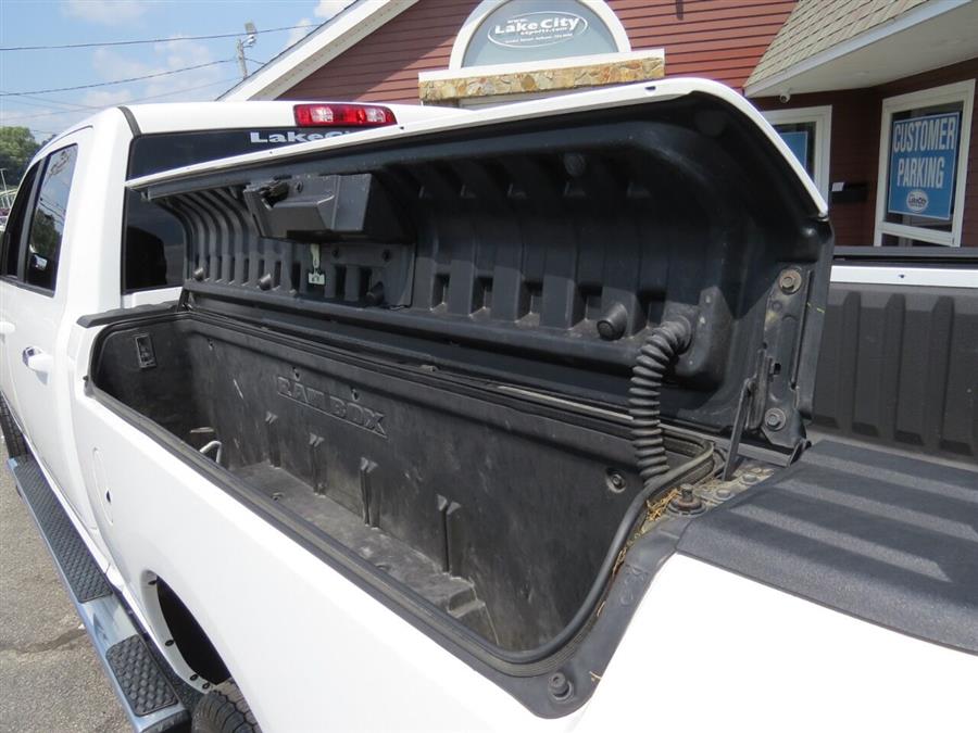 Used Ram Ram Pickup 2500 SLT 4x4 4dr Crew Cab 6.3 ft. SB Pickup 2016 | Lake City Exports Inc. Auburn, Maine Used Ram Ram Pickup 2500 SLT 4x4 4dr Crew Cab 6.3 ft. SB Pickup 2016 | Lake City Exports Inc. Auburn, Maine