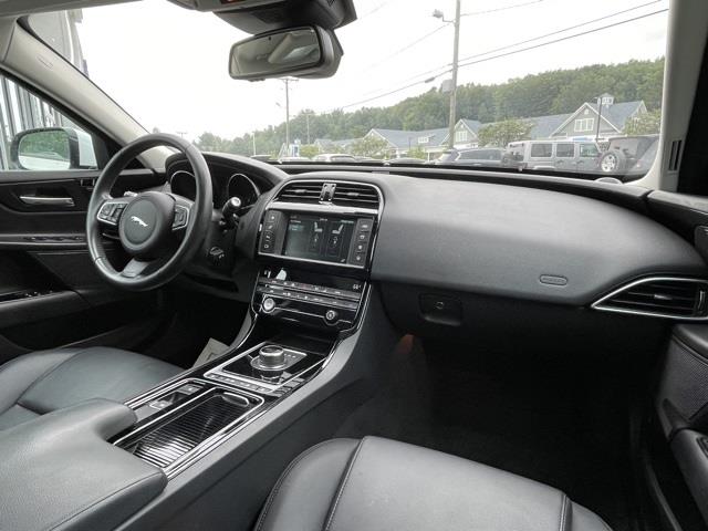 Used Jaguar Xe 25t Premium 2018 | Blasius Federal Road. Brookfield, Connecticut Used Jaguar Xe 25t Premium 2018 | Blasius Federal Road. Brookfield, Connecticut