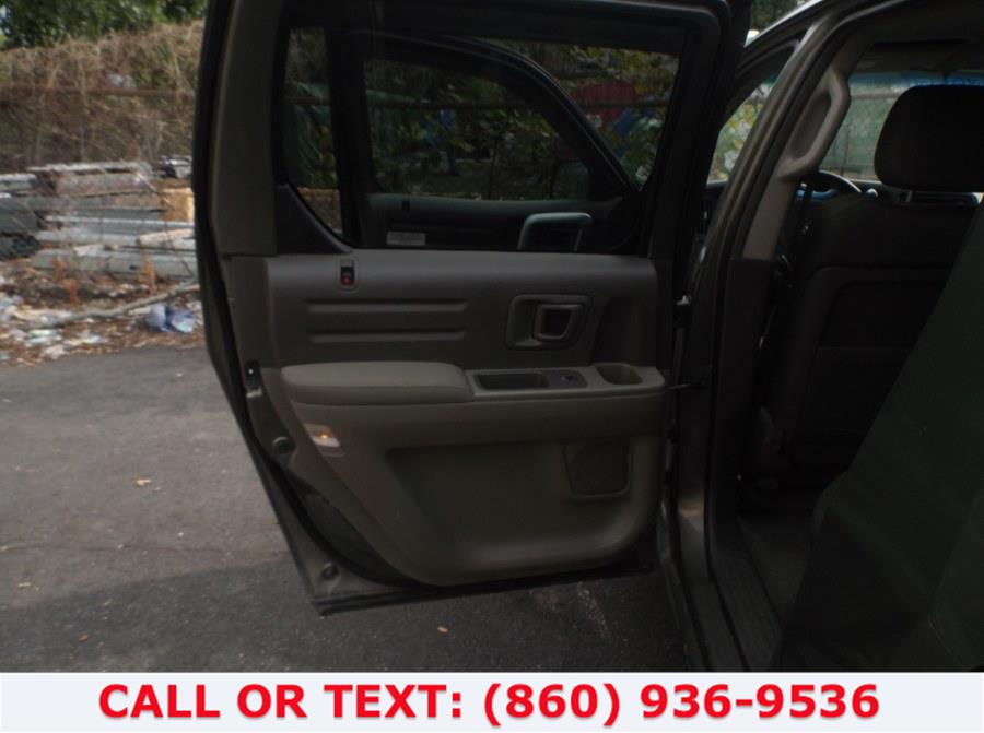 Used Honda Ridgeline 4WD Crew Cab RTS 2007 | Lee Motors Sales Inc. Hartford, Connecticut Used Honda Ridgeline 4WD Crew Cab RTS 2007 | Lee Motors Sales Inc. Hartford, Connecticut