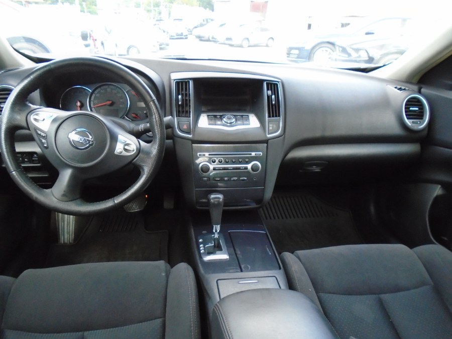 Used Nissan Maxima s 2014 | Jim Juliani Motors. Waterbury, Connecticut
