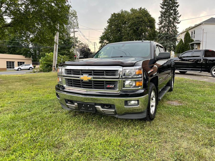 2014 Chevrolet Silverado 1500 4WD Crew Cab 153.0" LT w/2LT, available for sale in Danbury, Connecticut | Safe Used Auto Sales LLC. Danbury, Connecticut