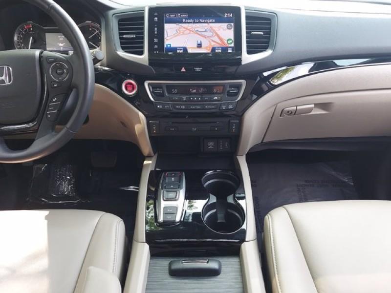 Used Honda Pilot Touring 2017 | Car Revolution. Maple Shade, New Jersey Used Honda Pilot Touring 2017 | Car Revolution. Maple Shade, New Jersey