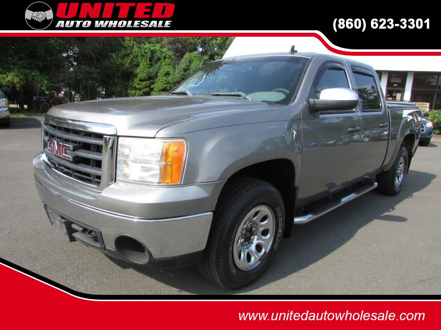 2008 GMC Sierra 1500 4WD Crew Cab 143.5" SL, available for sale in East Windsor, Connecticut | United Auto Sales of E Windsor, Inc. East Windsor, Connecticut