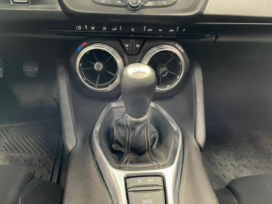 Used Chevrolet Camaro 2dr Cpe 1LT 2016 | 5 Towns Drive. Inwood, New York Used Chevrolet Camaro 2dr Cpe 1LT 2016 | 5 Towns Drive. Inwood, New York