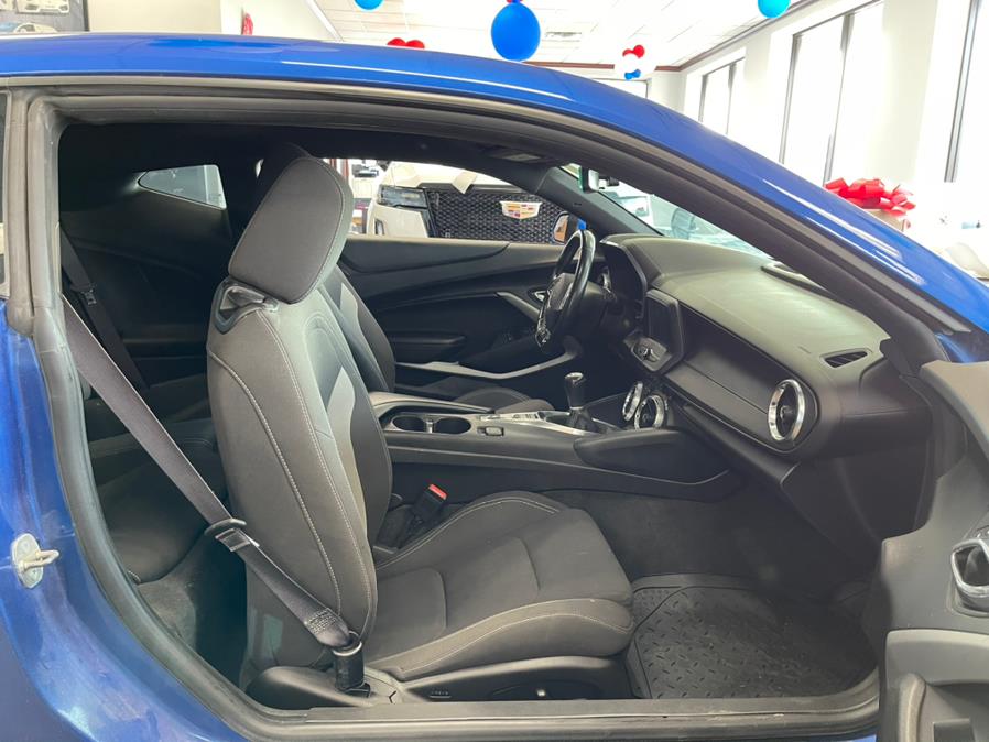 Used Chevrolet Camaro 2dr Cpe 1LT 2016 | 5 Towns Drive. Inwood, New York Used Chevrolet Camaro 2dr Cpe 1LT 2016 | 5 Towns Drive. Inwood, New York