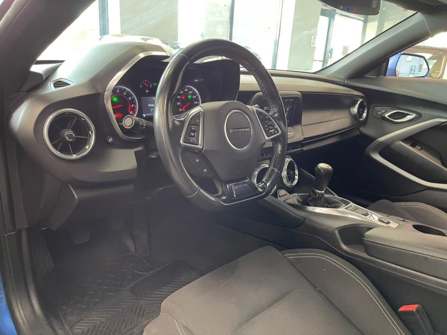 Used Chevrolet Camaro 2dr Cpe 1LT 2016 | 5 Towns Drive. Inwood, New York Used Chevrolet Camaro 2dr Cpe 1LT 2016 | 5 Towns Drive. Inwood, New York