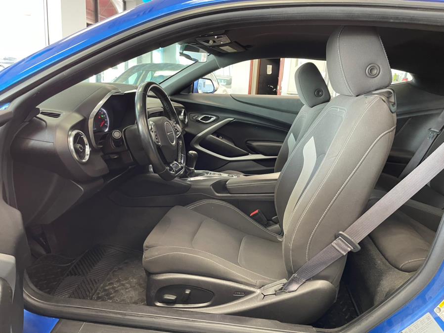 Used Chevrolet Camaro 2dr Cpe 1LT 2016 | 5 Towns Drive. Inwood, New York Used Chevrolet Camaro 2dr Cpe 1LT 2016 | 5 Towns Drive. Inwood, New York