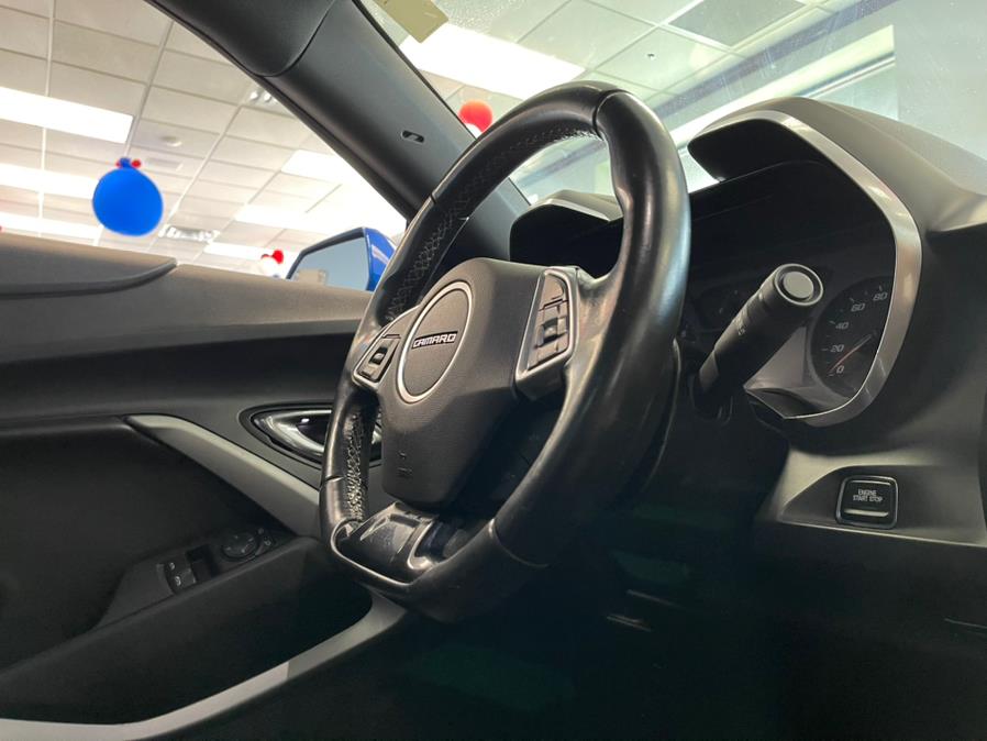 Used Chevrolet Camaro 2dr Cpe 1LT 2016 | 5 Towns Drive. Inwood, New York Used Chevrolet Camaro 2dr Cpe 1LT 2016 | 5 Towns Drive. Inwood, New York