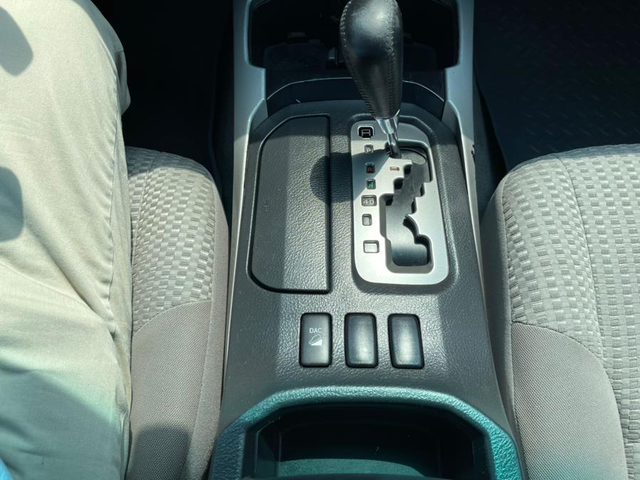 Used Toyota 4Runner 4dr SR5 Sport V6 Auto 4WD 2006 | Supreme Automotive. New Britain, Connecticut Used Toyota 4Runner 4dr SR5 Sport V6 Auto 4WD 2006 | Supreme Automotive. New Britain, Connecticut