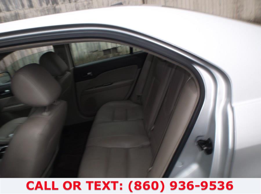 Used Ford Fusion 4dr Sdn SEL FWD 2011 | Lee Motors Sales Inc. Hartford, Connecticut Used Ford Fusion 4dr Sdn SEL FWD 2011 | Lee Motors Sales Inc. Hartford, Connecticut