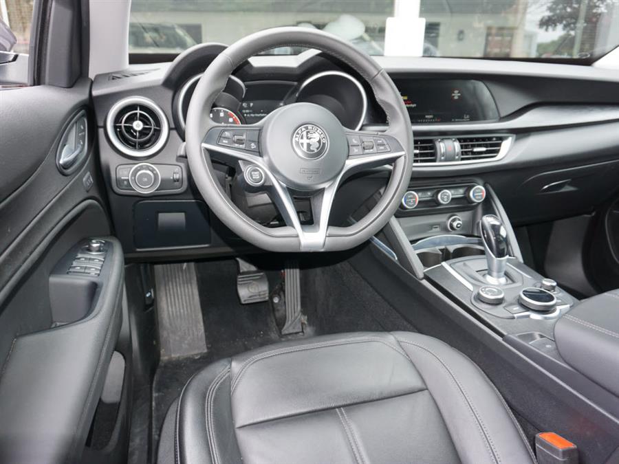 Used Alfa Romeo Stelvio Base 2018 | Autouse. Andover, Massachusetts Used Alfa Romeo Stelvio Base 2018 | Autouse. Andover, Massachusetts