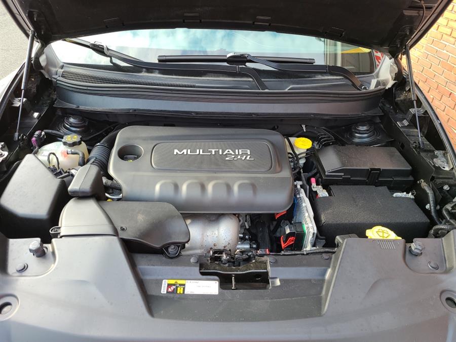 2014 Jeep Cherokee 4WD 4dr Limited, available for sale in Waterbury, Connecticut | National Auto Brokers, Inc.. Waterbury, Connecticut 2014 Jeep Cherokee 4WD 4dr Limited, available for sale in Waterbury, Connecticut | National Auto Brokers, Inc.. Waterbury, Connecticut