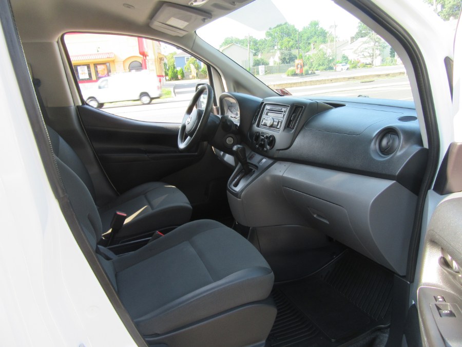 Used Nissan NV200 I4 SV 2015 | Royalty Auto Sales. Little Ferry, New Jersey Used Nissan NV200 I4 SV 2015 | Royalty Auto Sales. Little Ferry, New Jersey