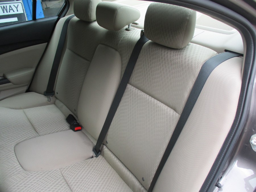 Used Honda Civic Sedan 4dr Man LX 2015 | Cos Central Auto. Meriden, Connecticut Used Honda Civic Sedan 4dr Man LX 2015 | Cos Central Auto. Meriden, Connecticut