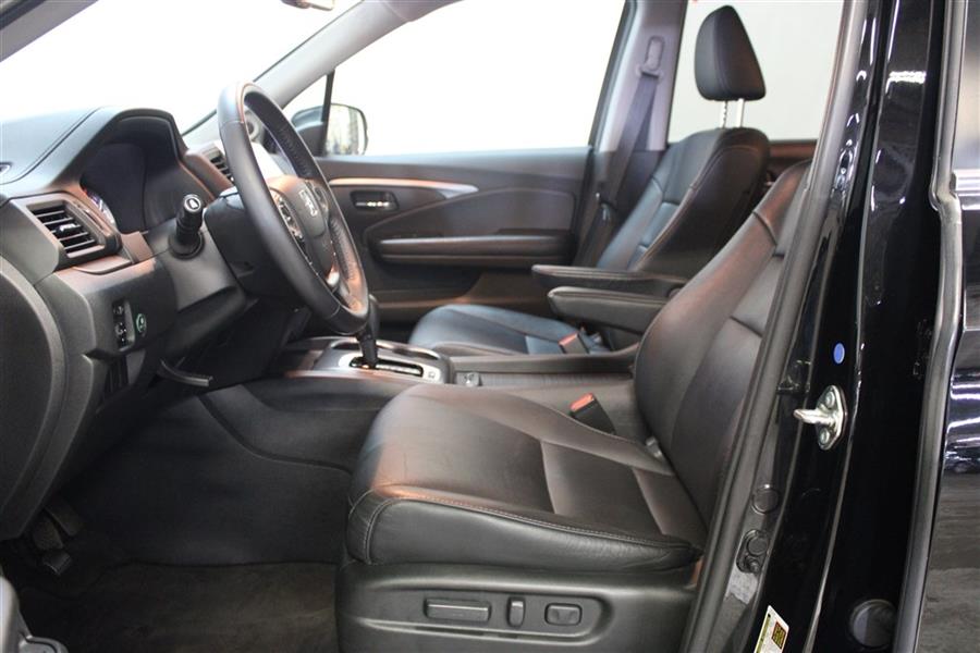 Used Honda Pilot EXL 2017 | Fast Track Motors. Paterson, New Jersey Used Honda Pilot EXL 2017 | Fast Track Motors. Paterson, New Jersey