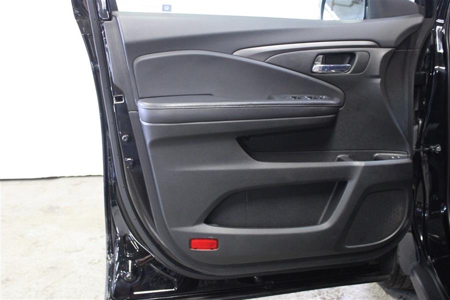 Used Honda Pilot EXL 2017 | Fast Track Motors. Paterson, New Jersey Used Honda Pilot EXL 2017 | Fast Track Motors. Paterson, New Jersey