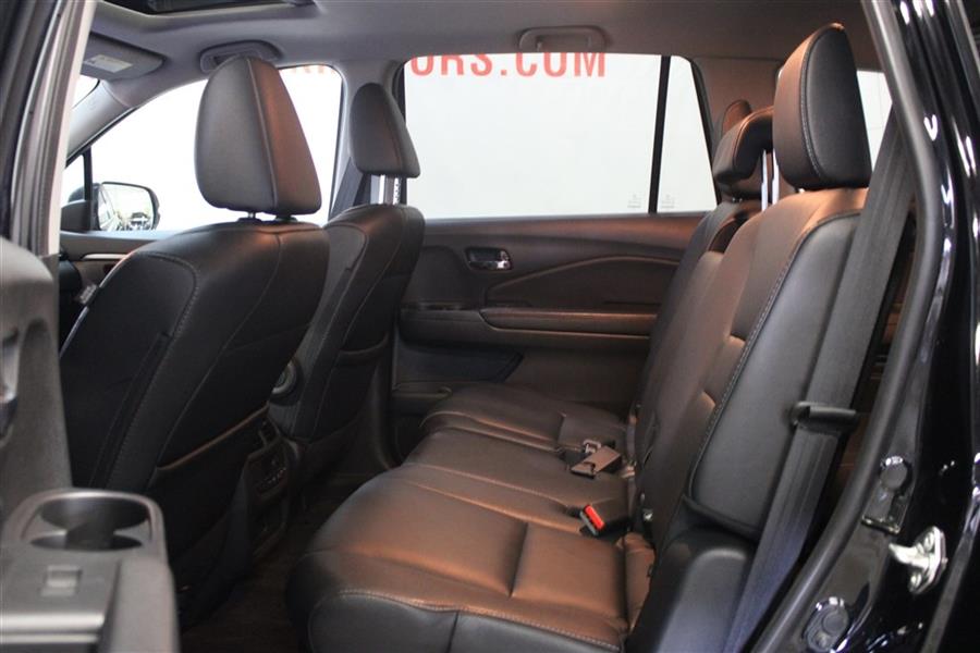 Used Honda Pilot EXL 2017 | Fast Track Motors. Paterson, New Jersey Used Honda Pilot EXL 2017 | Fast Track Motors. Paterson, New Jersey