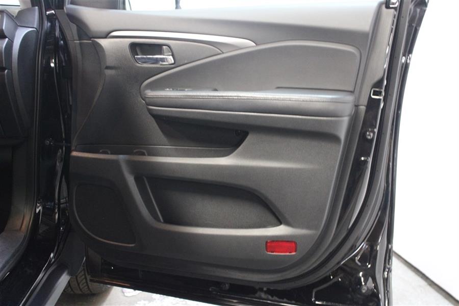Used Honda Pilot EXL 2017 | Fast Track Motors. Paterson, New Jersey Used Honda Pilot EXL 2017 | Fast Track Motors. Paterson, New Jersey