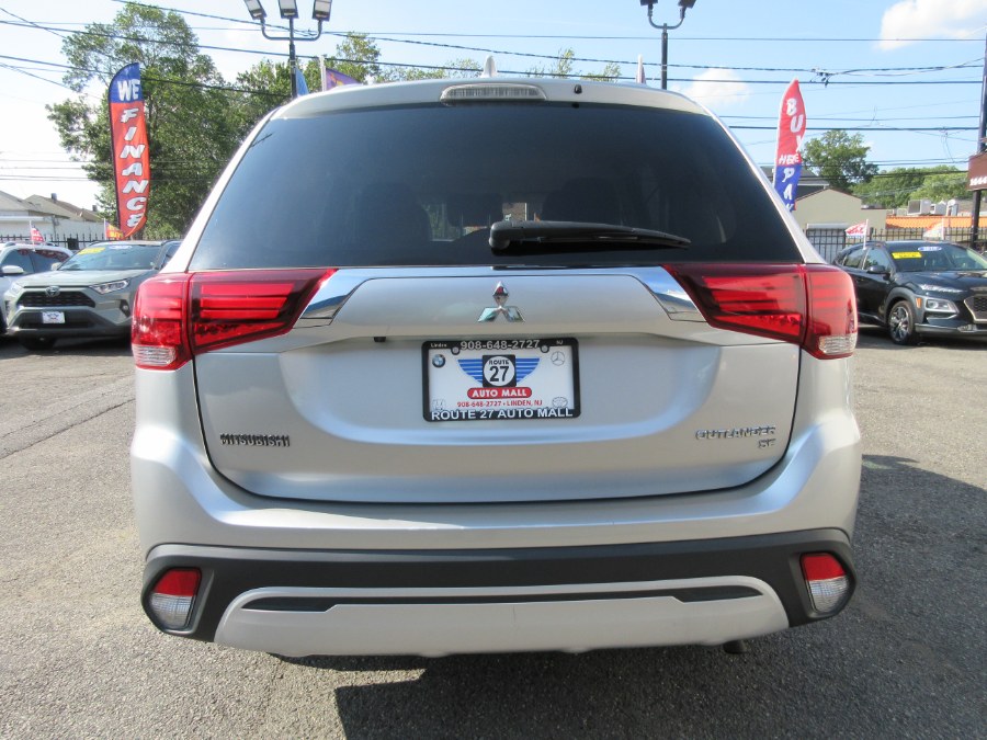 Used Mitsubishi Outlander LE FWD 2019 | Route 27 Auto Mall. Linden, New Jersey Used Mitsubishi Outlander LE FWD 2019 | Route 27 Auto Mall. Linden, New Jersey