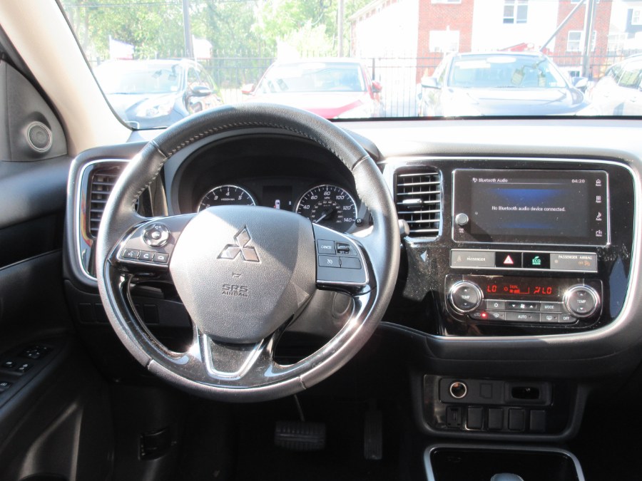 Used Mitsubishi Outlander LE FWD 2019 | Route 27 Auto Mall. Linden, New Jersey Used Mitsubishi Outlander LE FWD 2019 | Route 27 Auto Mall. Linden, New Jersey