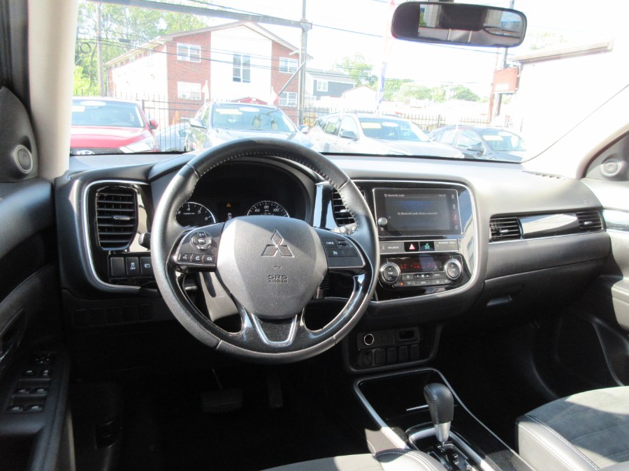 Used Mitsubishi Outlander LE FWD 2019 | Route 27 Auto Mall. Linden, New Jersey Used Mitsubishi Outlander LE FWD 2019 | Route 27 Auto Mall. Linden, New Jersey