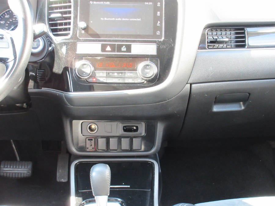 Used Mitsubishi Outlander LE FWD 2019 | Route 27 Auto Mall. Linden, New Jersey Used Mitsubishi Outlander LE FWD 2019 | Route 27 Auto Mall. Linden, New Jersey