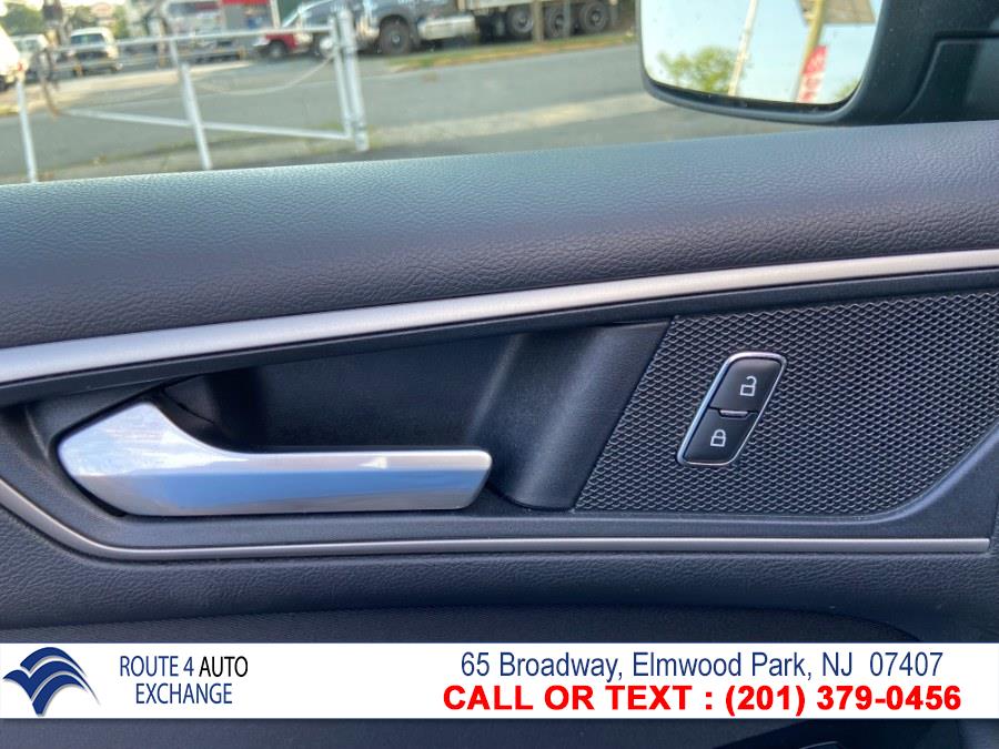 Used Ford Edge SEL AWD 2019 | Route 4 Auto Exchange. Elmwood Park, New Jersey Used Ford Edge SEL AWD 2019 | Route 4 Auto Exchange. Elmwood Park, New Jersey