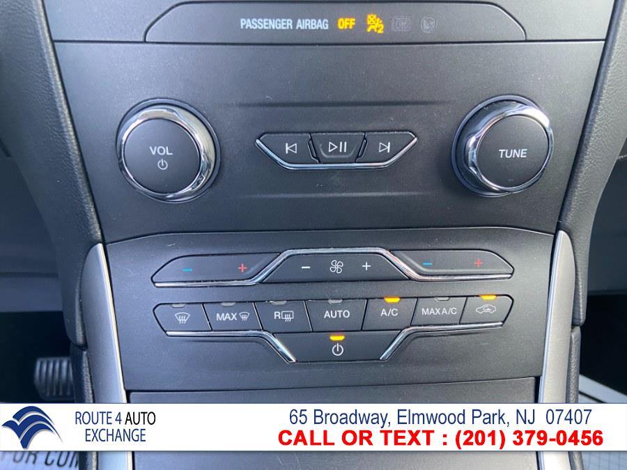 Used Ford Edge SEL AWD 2019 | Route 4 Auto Exchange. Elmwood Park, New Jersey Used Ford Edge SEL AWD 2019 | Route 4 Auto Exchange. Elmwood Park, New Jersey