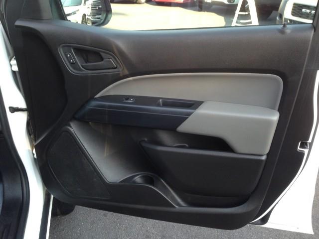 Used Chevrolet Colorado 4WD WT w/ rearCam 2017 | Car Revolution. Maple Shade, New Jersey Used Chevrolet Colorado 4WD WT w/ rearCam 2017 | Car Revolution. Maple Shade, New Jersey