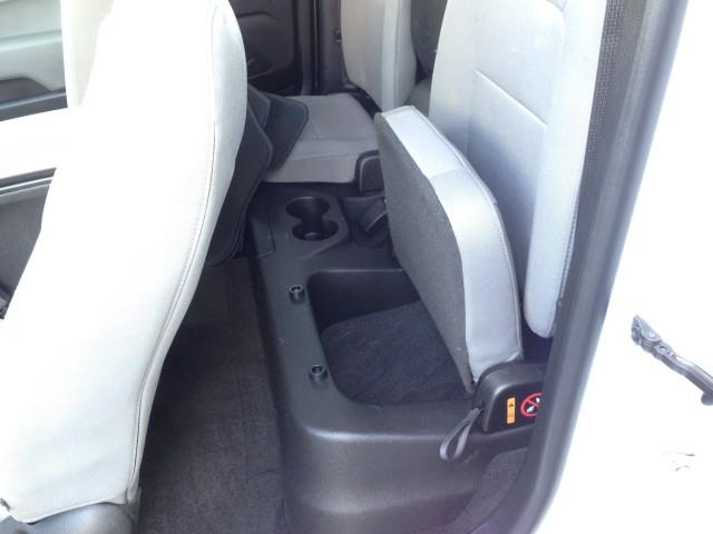 Used Chevrolet Colorado 4WD WT w/ rearCam 2017 | Car Revolution. Maple Shade, New Jersey Used Chevrolet Colorado 4WD WT w/ rearCam 2017 | Car Revolution. Maple Shade, New Jersey