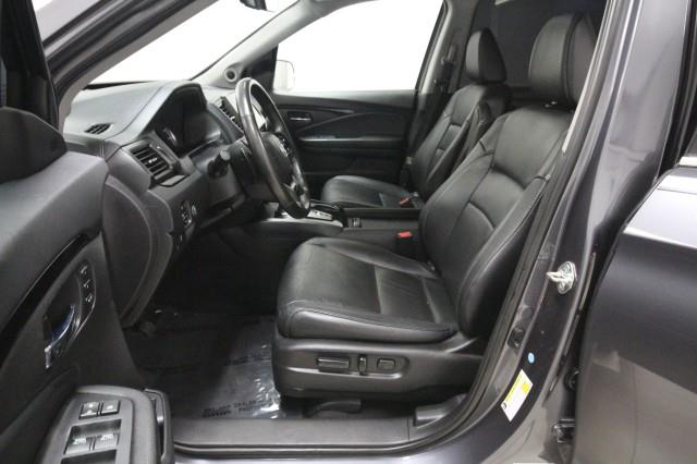 Used Honda Pilot Elite AWD w/ Navi, RES & rearCam 2019 | Car Revolution. Maple Shade, New Jersey Used Honda Pilot Elite AWD w/ Navi, RES & rearCam 2019 | Car Revolution. Maple Shade, New Jersey