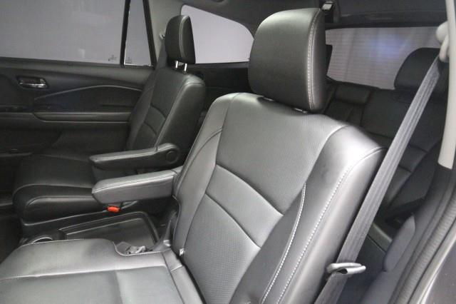 Used Honda Pilot Elite AWD w/ Navi, RES & rearCam 2019 | Car Revolution. Maple Shade, New Jersey Used Honda Pilot Elite AWD w/ Navi, RES & rearCam 2019 | Car Revolution. Maple Shade, New Jersey