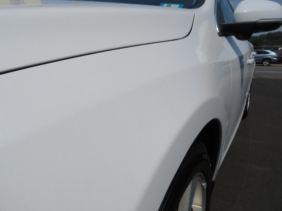 Used Volvo S60 FWD 4dr Sdn T5 w/Moonroof 2012 | Auto Match LLC. Waterbury, Connecticut Used Volvo S60 FWD 4dr Sdn T5 w/Moonroof 2012 | Auto Match LLC. Waterbury, Connecticut