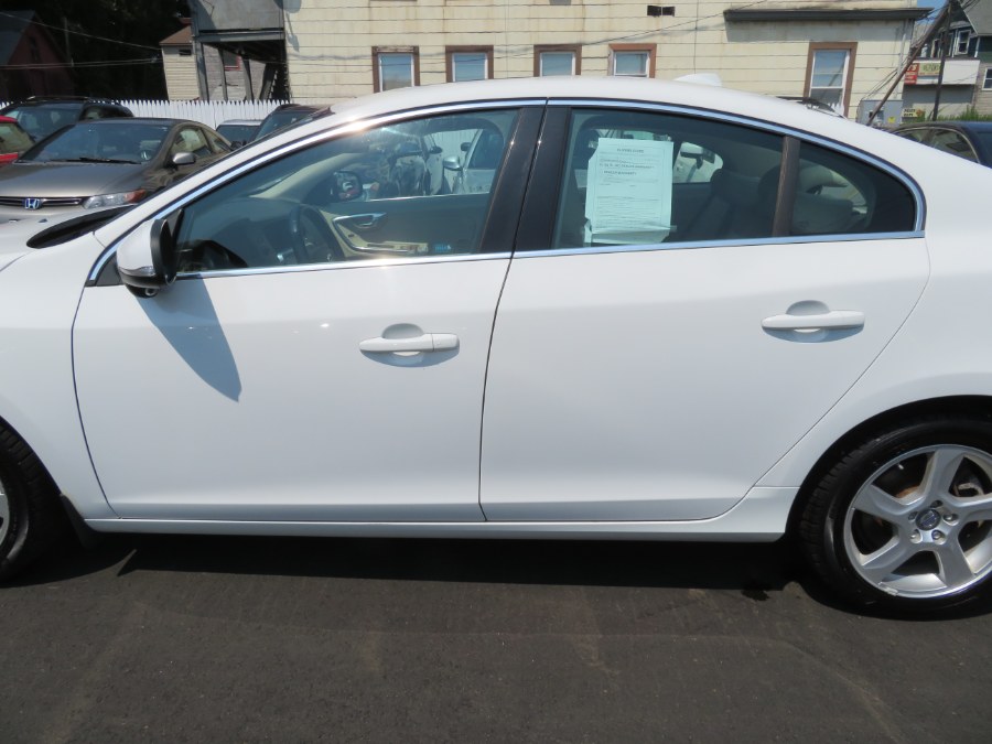 Used Volvo S60 FWD 4dr Sdn T5 w/Moonroof 2012 | Auto Match LLC. Waterbury, Connecticut Used Volvo S60 FWD 4dr Sdn T5 w/Moonroof 2012 | Auto Match LLC. Waterbury, Connecticut