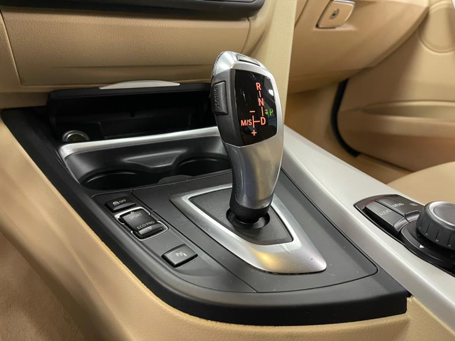 2015 BMW 3 Series 4dr Sdn 320i RWD, available for sale in Inwood, New York | 5 Towns Drive. Inwood, New York 2015 BMW 3 Series 4dr Sdn 320i RWD, available for sale in Inwood, New York | 5 Towns Drive. Inwood, New York