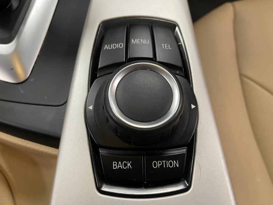2015 BMW 3 Series 4dr Sdn 320i RWD, available for sale in Inwood, New York | 5 Towns Drive. Inwood, New York 2015 BMW 3 Series 4dr Sdn 320i RWD, available for sale in Inwood, New York | 5 Towns Drive. Inwood, New York