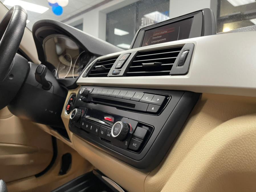 2015 BMW 3 Series 4dr Sdn 320i RWD, available for sale in Inwood, New York | 5 Towns Drive. Inwood, New York 2015 BMW 3 Series 4dr Sdn 320i RWD, available for sale in Inwood, New York | 5 Towns Drive. Inwood, New York