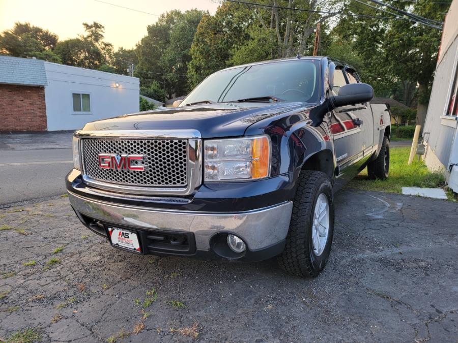 2007 GMC Sierra 1500 4WD Ext Cab 143.5" Work Truck, available for sale in Milford, Connecticut | Adonai Auto Sales LLC. Milford, Connecticut