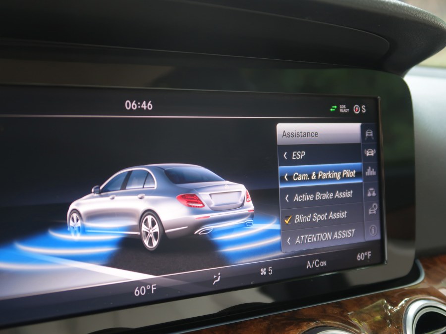 Used Mercedes-benz E-class E 300 2017 | Auto Expo Ent Inc.. Great Neck, New York Used Mercedes-benz E-class E 300 2017 | Auto Expo Ent Inc.. Great Neck, New York