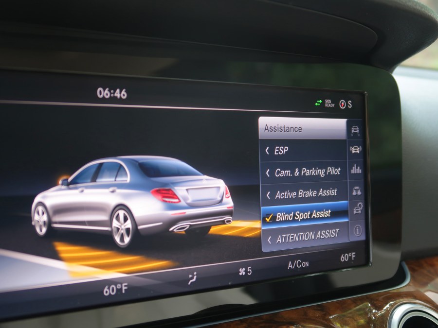 Used Mercedes-benz E-class E 300 2017 | Auto Expo Ent Inc.. Great Neck, New York Used Mercedes-benz E-class E 300 2017 | Auto Expo Ent Inc.. Great Neck, New York
