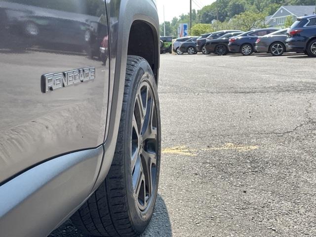 Used Jeep Renegade Altitude 2017 | Blasius Federal Road. Brookfield, Connecticut Used Jeep Renegade Altitude 2017 | Blasius Federal Road. Brookfield, Connecticut