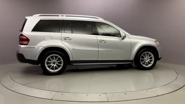 Used Mercedes-benz Gl-class 4MATIC 4dr 5.5L 2009 | J&M Automotive Sls&Svc LLC. Naugatuck, Connecticut Used Mercedes-benz Gl-class 4MATIC 4dr 5.5L 2009 | J&M Automotive Sls&Svc LLC. Naugatuck, Connecticut