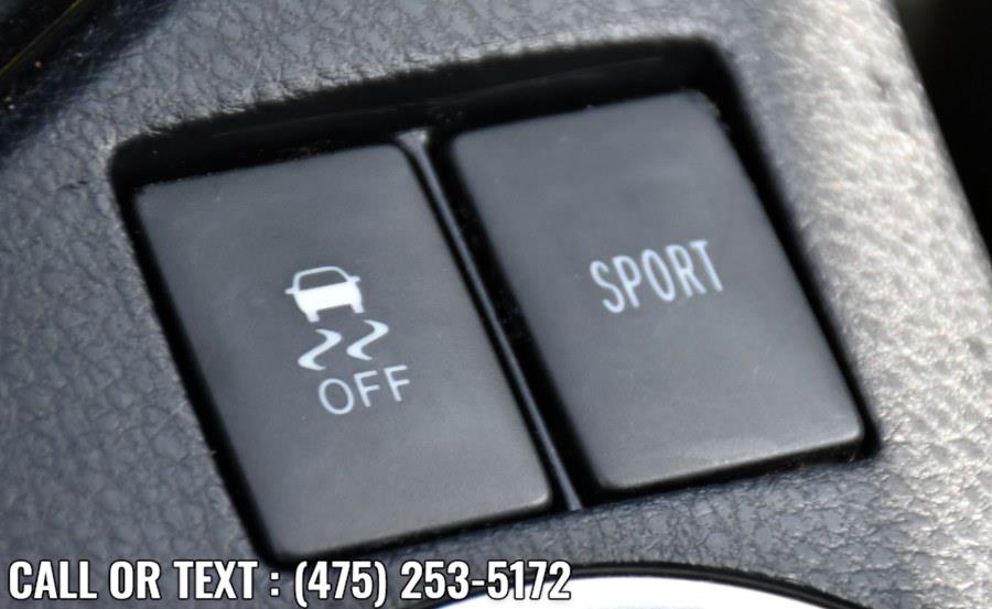 Used Toyota Corolla SE CVT 2019 | Highline Car Connection. Waterbury, Connecticut Used Toyota Corolla SE CVT 2019 | Highline Car Connection. Waterbury, Connecticut